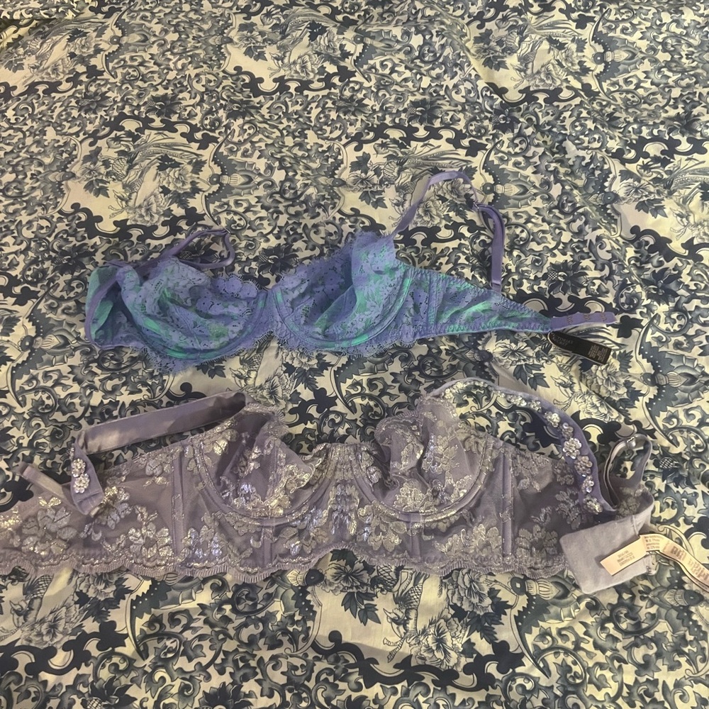 Victoria's Secret Blue and Purple Lace Bra